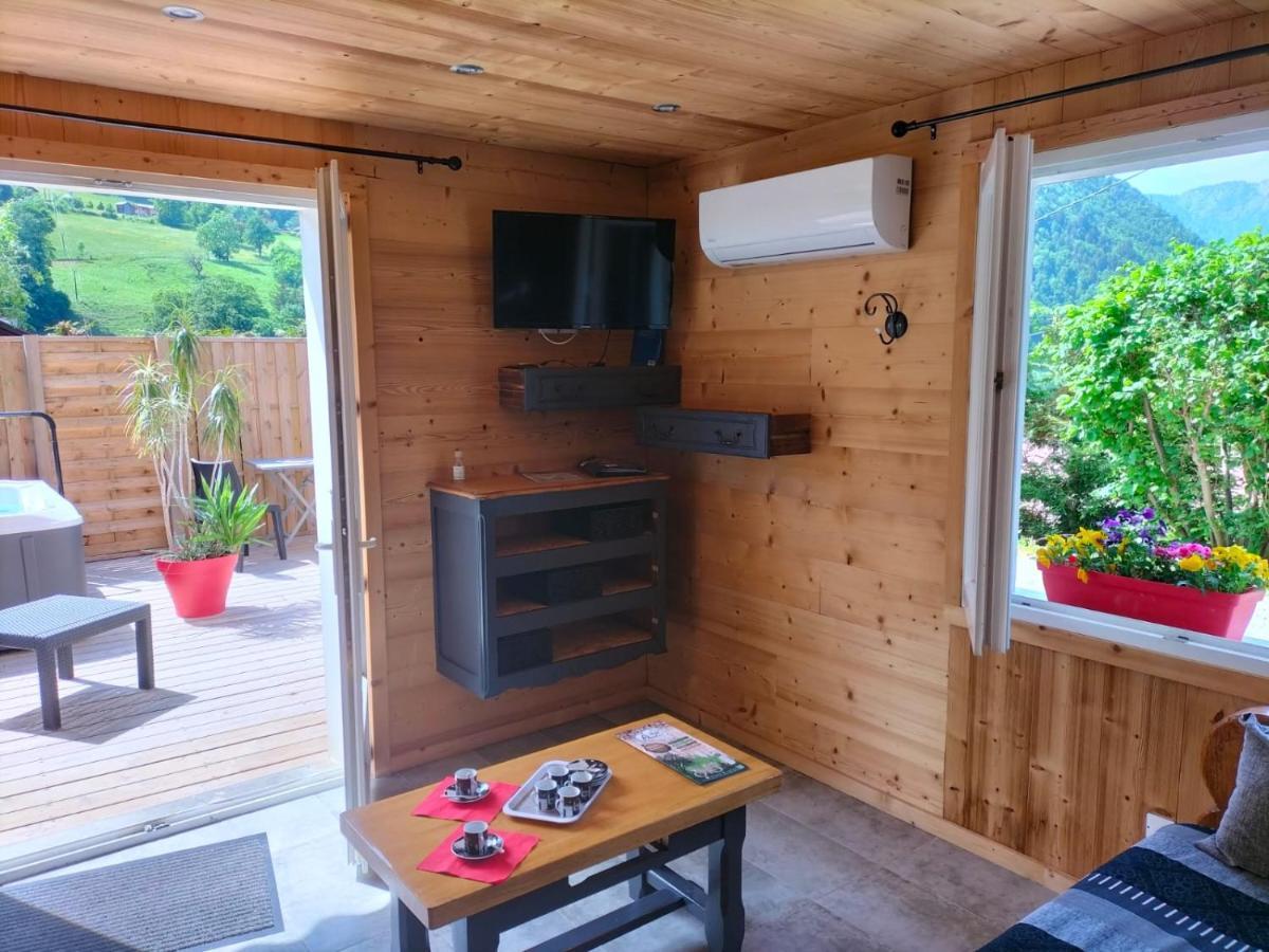 Auberge Du Fraizier Thônes Buitenkant foto