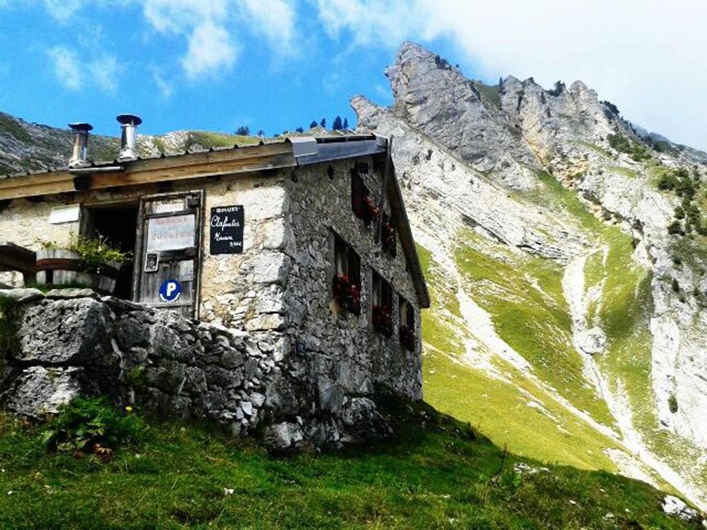 Auberge Du Fraizier Thônes Buitenkant foto